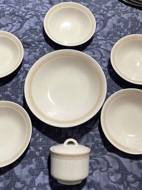 Vintage Yamaka Japan Stoneware 6 Bowls Cereal Sugar Soup Speckled Tan Beige Band
